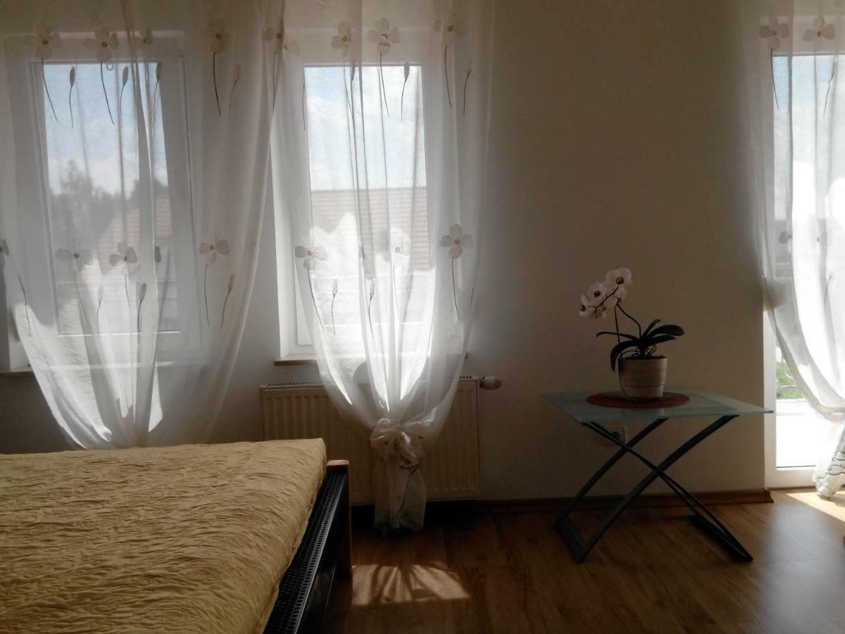 Appartement Dom Wczasowy Przystan à Węgorzewo Extérieur photo